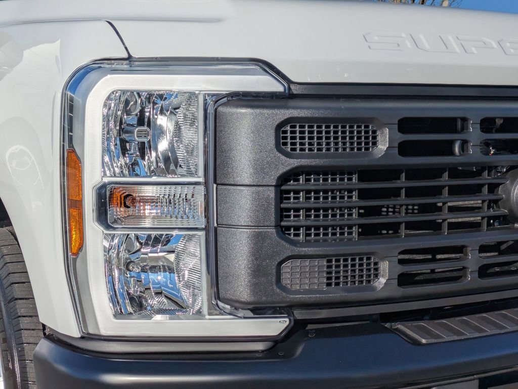 New 2026 Ford F250 XL image 9