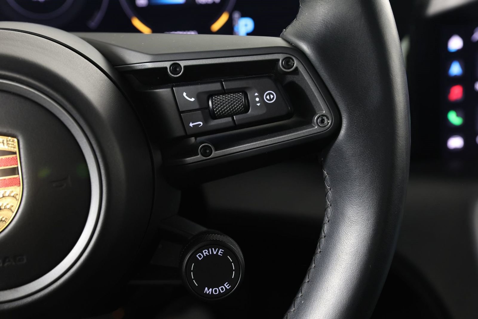 Certified 2020 Porsche Taycan Turbo S AWD/4WD image 15