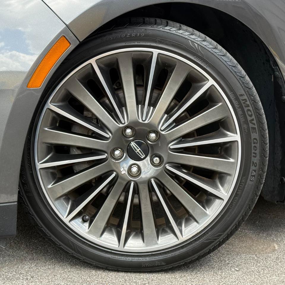 Used 2016 Lincoln MKZ Reserve w/ Equipment Group 300A Reserve AWD/4WD image 21