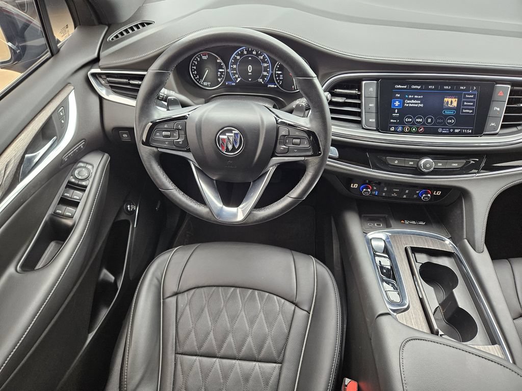 Used 2024 Buick Enclave Avenir w/ Avenir Technology Package AWD/4WD image 28