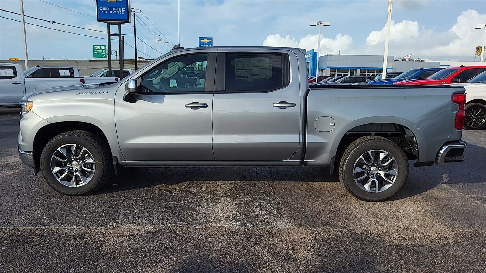 New 2025 Chevrolet Silverado 1500 LT w/ Convenience Package II image 5
