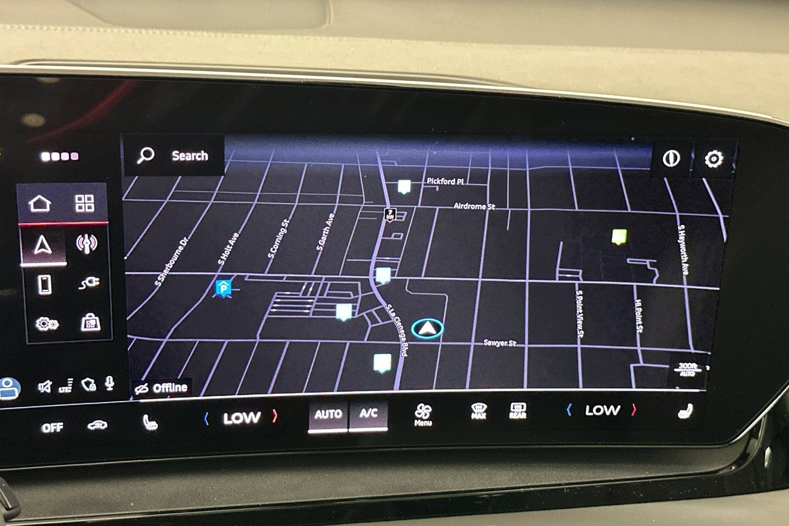 New 2025 Audi Q6 e-tron Premium image 18