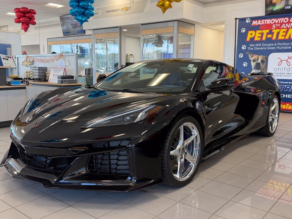 New 2026 Chevrolet Corvette E-Ray AWD/4WD image 9