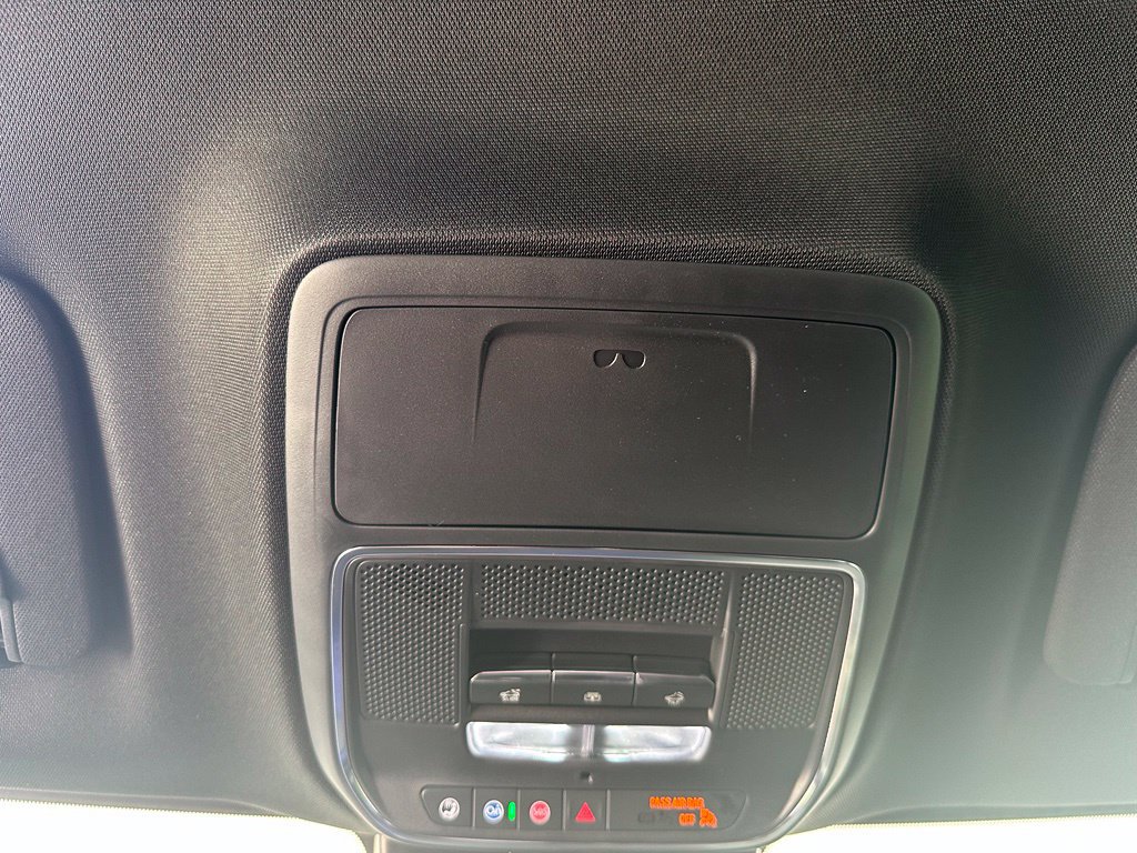 New 2026 Buick Enclave Avenir w/ Super Cruise Package FWD image 26