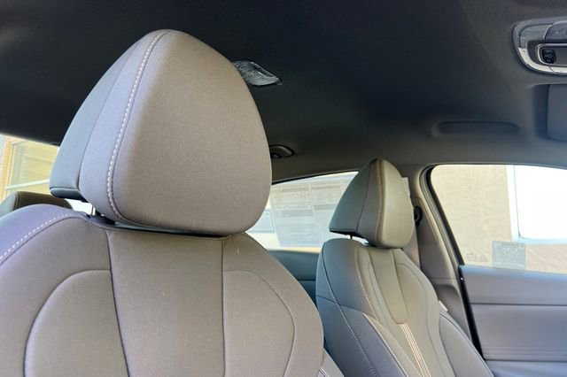 New 2026 Hyundai Elantra Hybrid FWD image 16