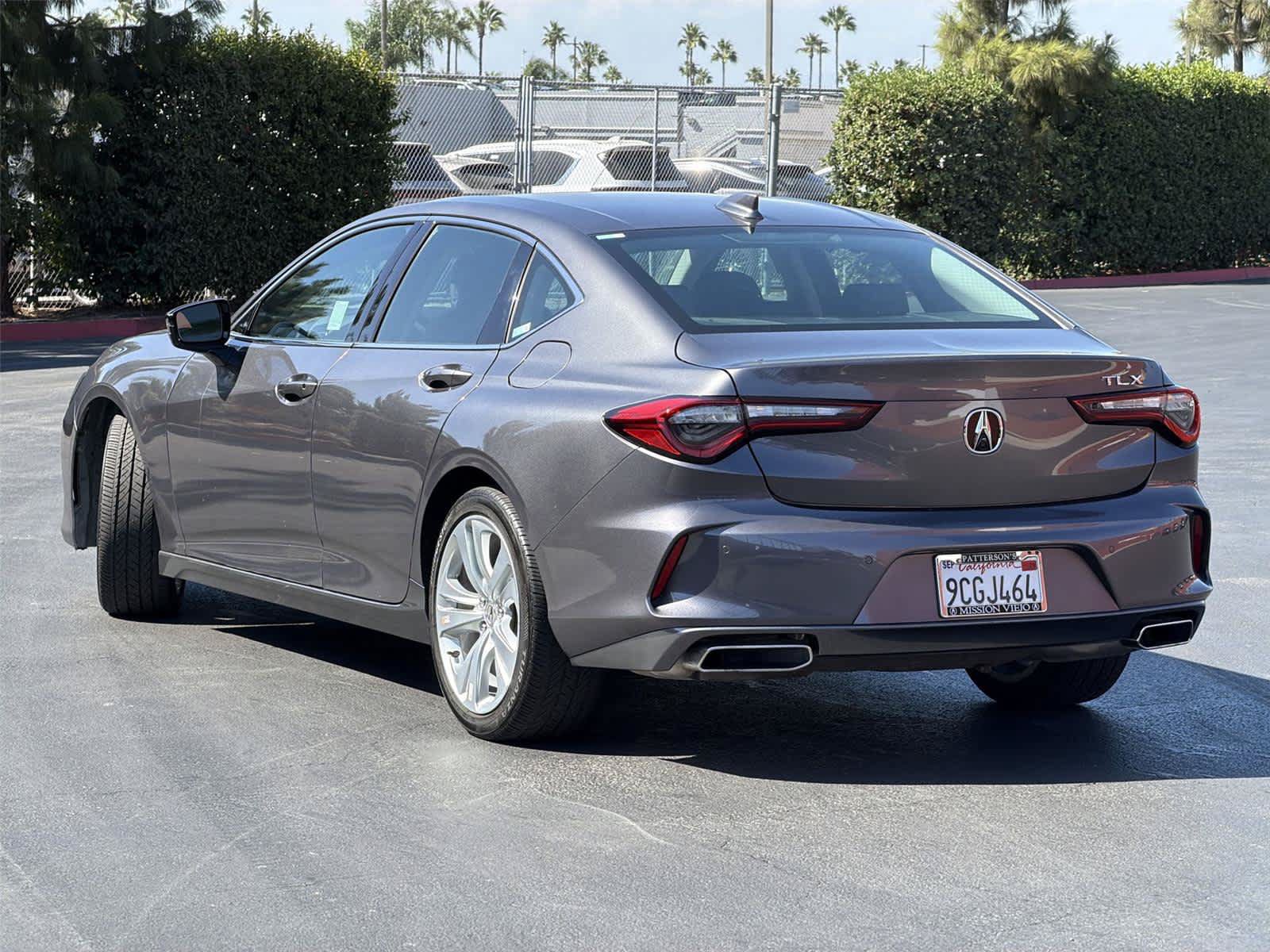Used 2022 Acura TLX w/ Technology Package FWD image 5
