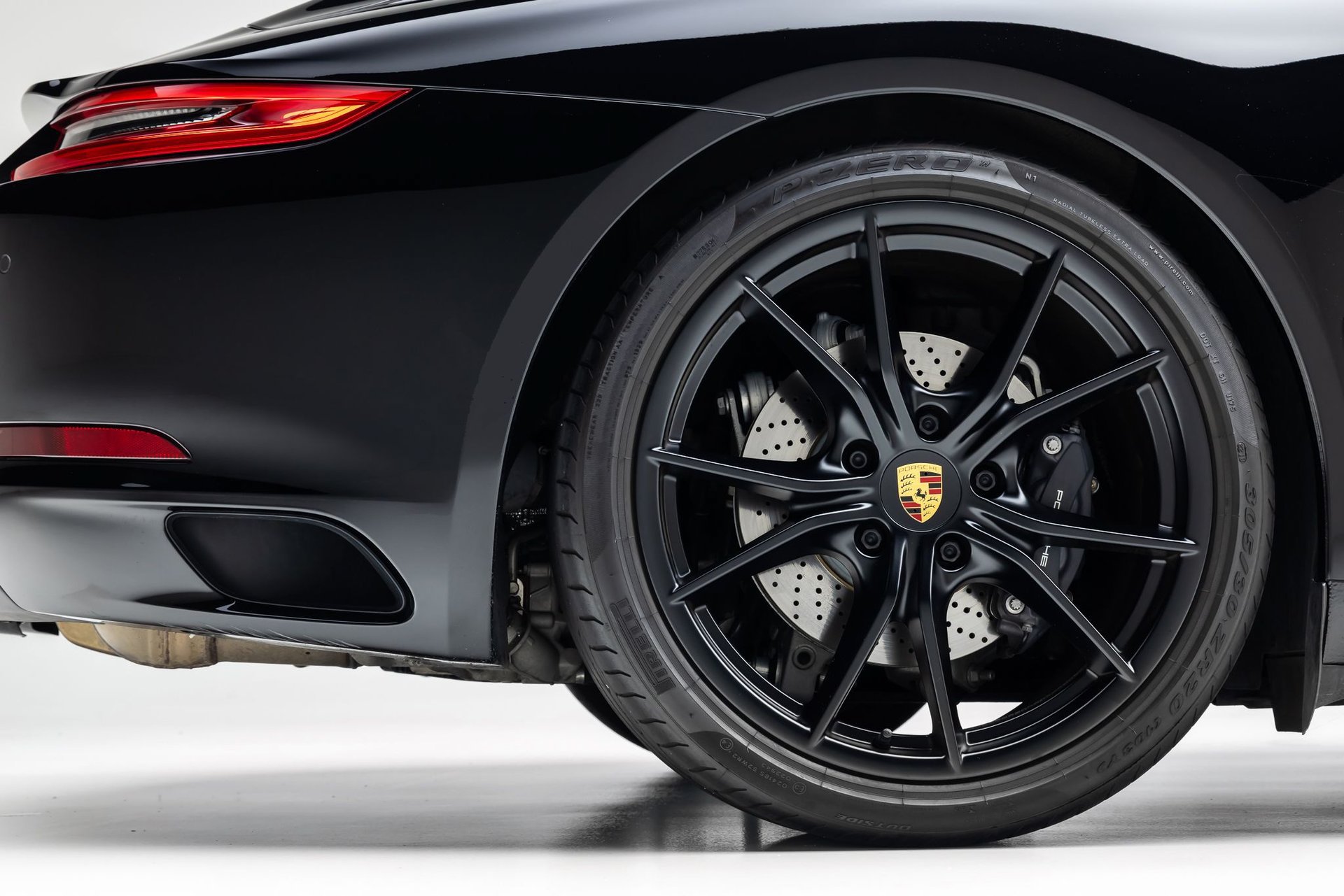 Used 2019 Porsche 911 Carrera image 28