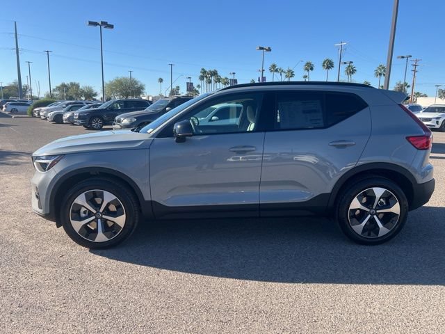 New 2026 Volvo XC40 B5 Plus w/ Protection Package Premier AWD/4WD image 2