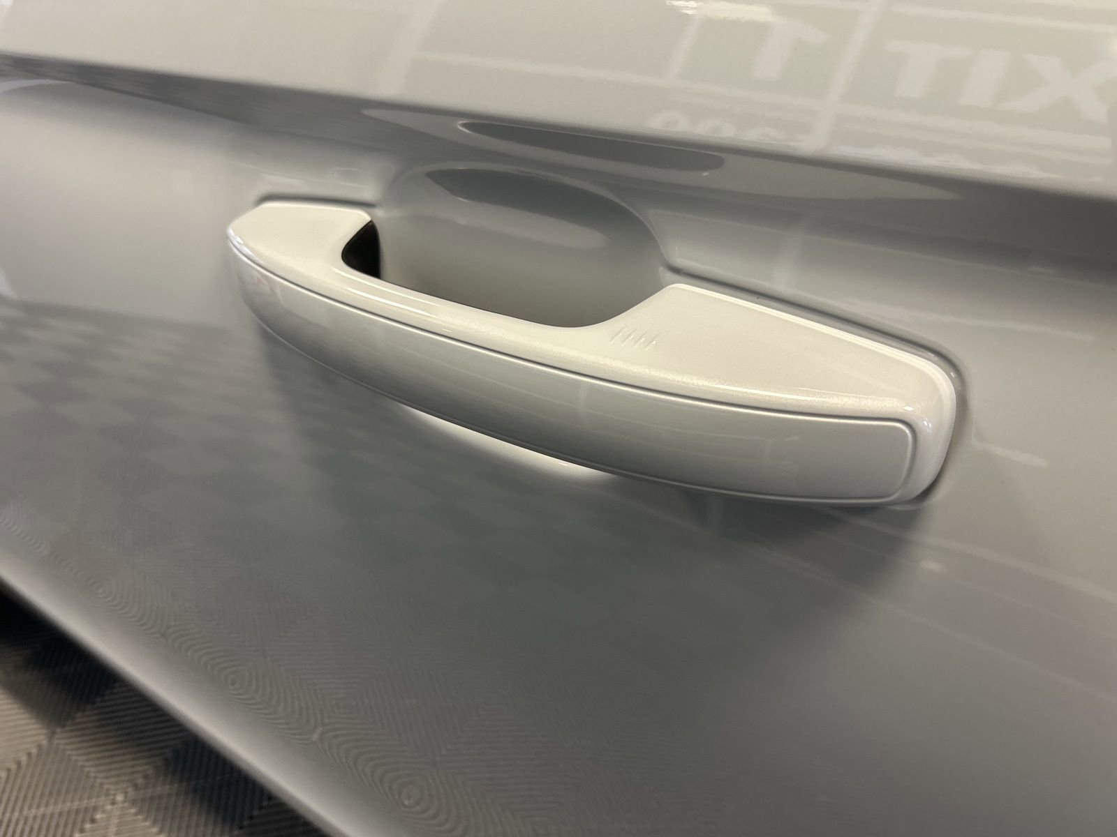 Used 2025 Ford Expedition Max Platinum w/ Stealth Appearance Package image 10