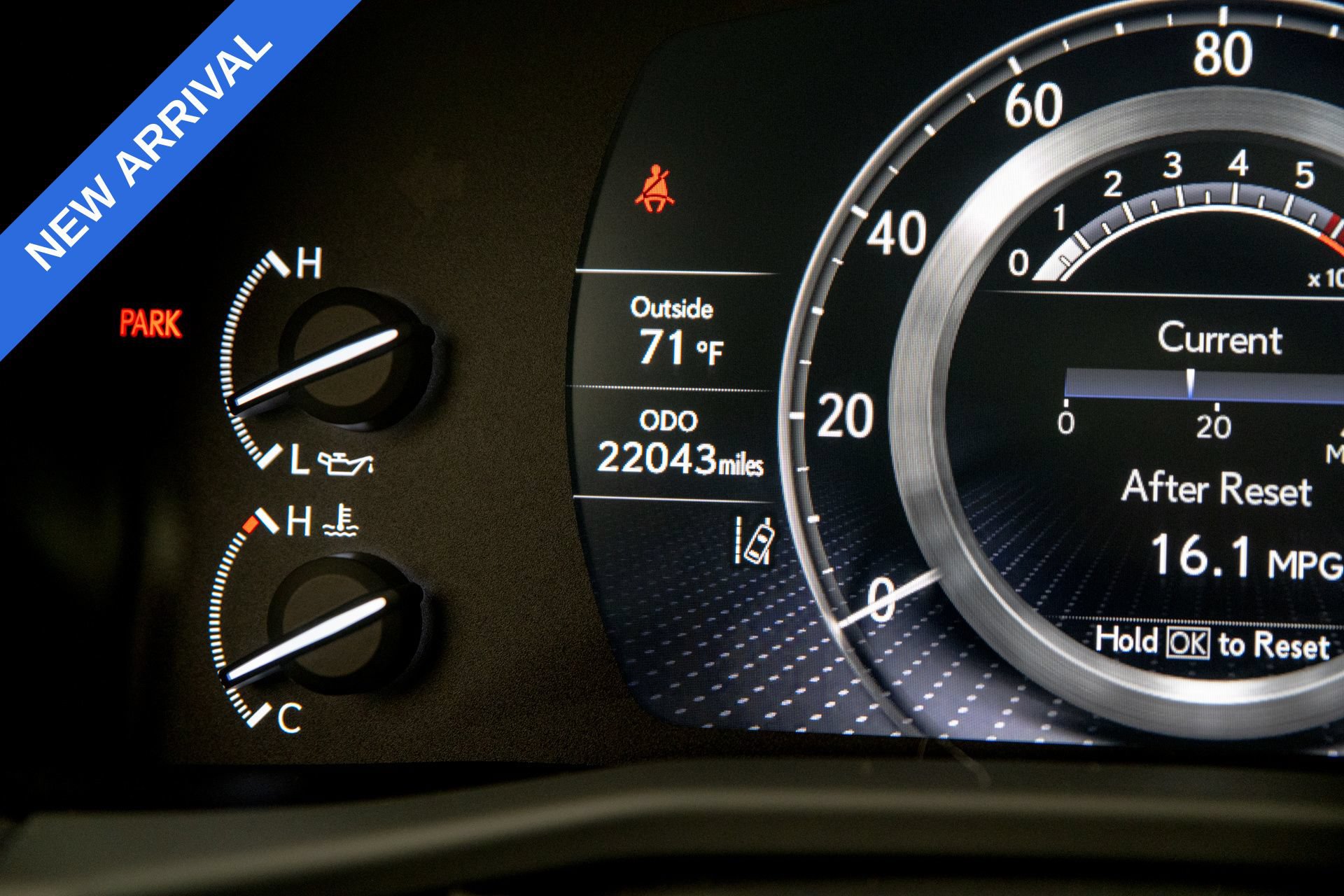 Used 2022 Lexus LX 600 4WD w/ Accessory Package (Z1) image 27