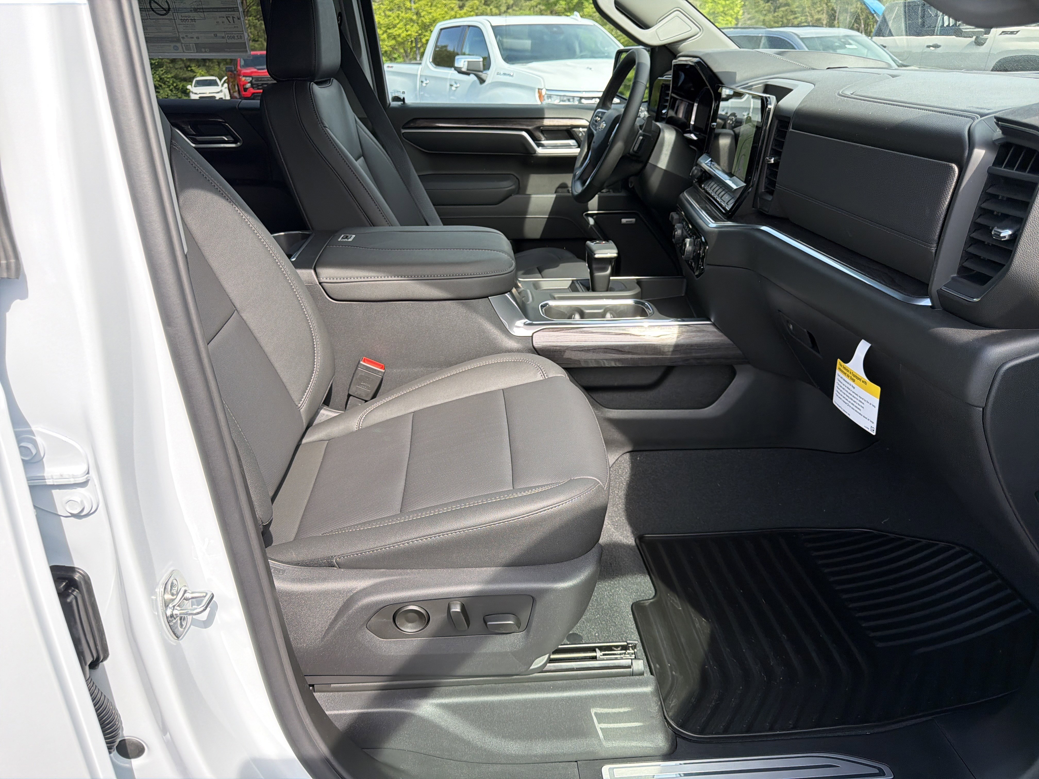 New 2026 Chevrolet Silverado 1500 LTZ w/ Technology Package AWD/4WD image 13