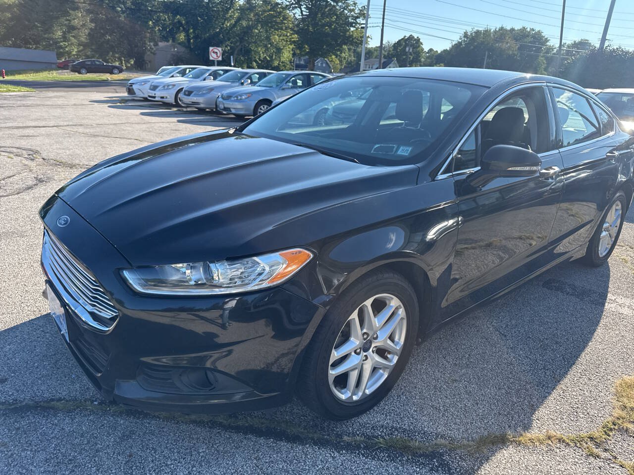 Used 2014 Ford Fusion SE w/ Equipment Group 202A FWD image 12