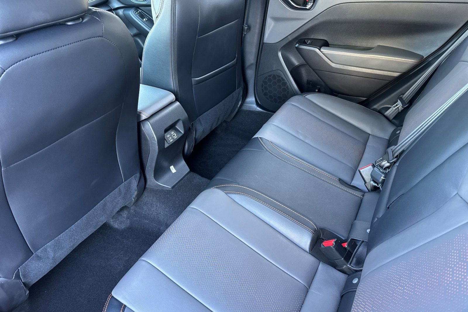 Certified 2025 Subaru Crosstrek 2.5i Limited w/ Crosstrek Mirror Package image 14