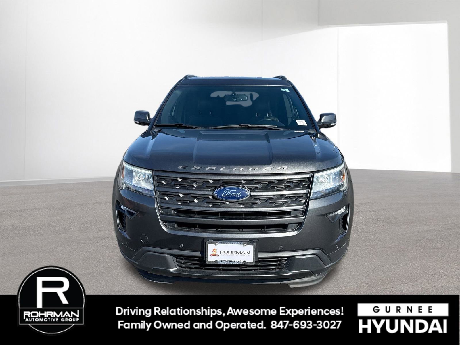 Used 2018 Ford Explorer XLT w/ Equipment Group 202A image 3