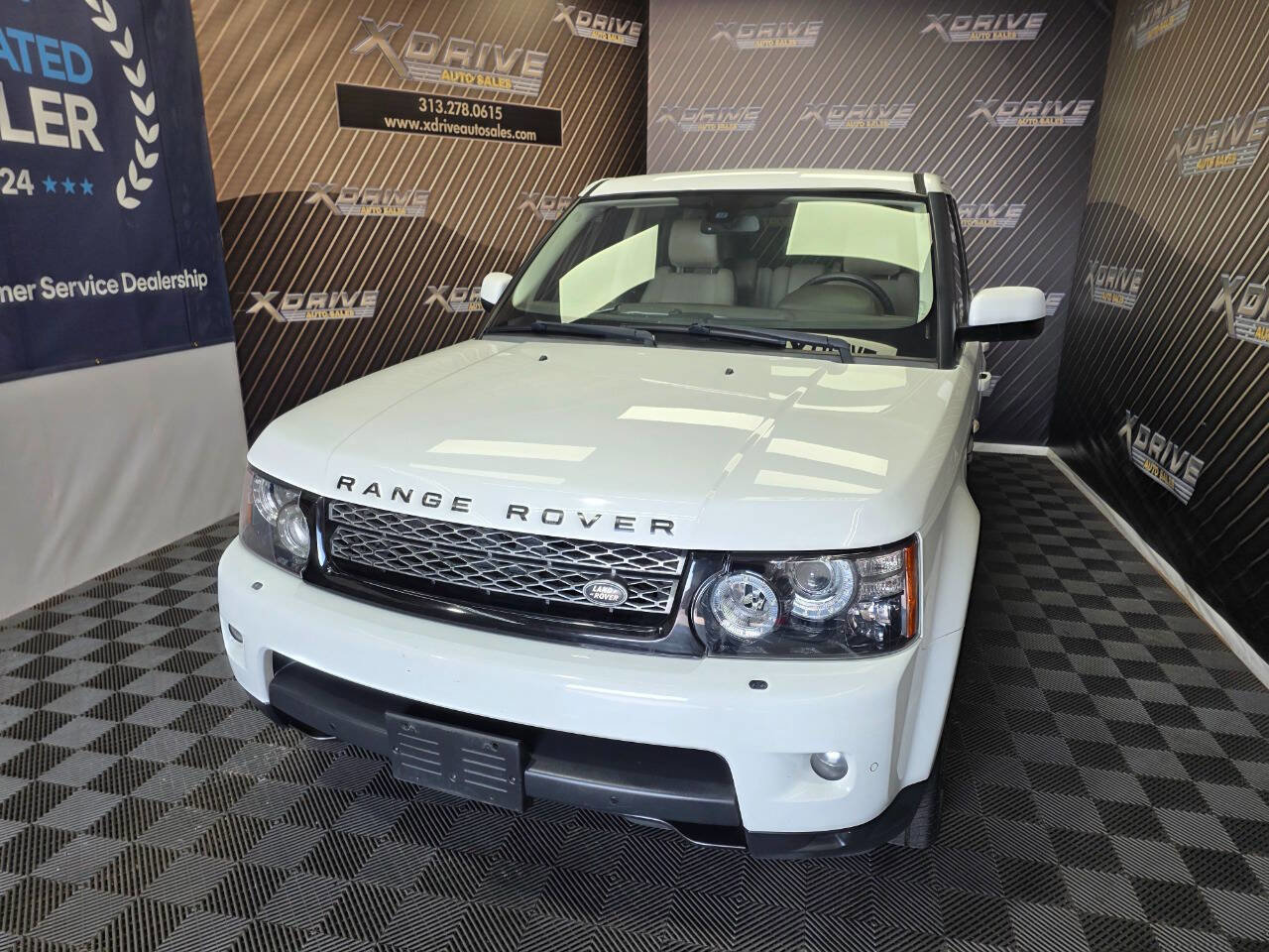 Used 2012 Land Rover Range Rover Sport HSE LUX image 3