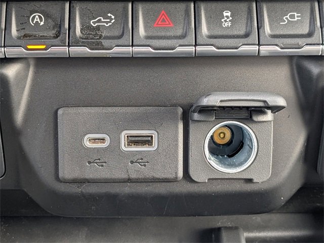 Used 2021 Chevrolet Silverado 1500 LTZ image 26