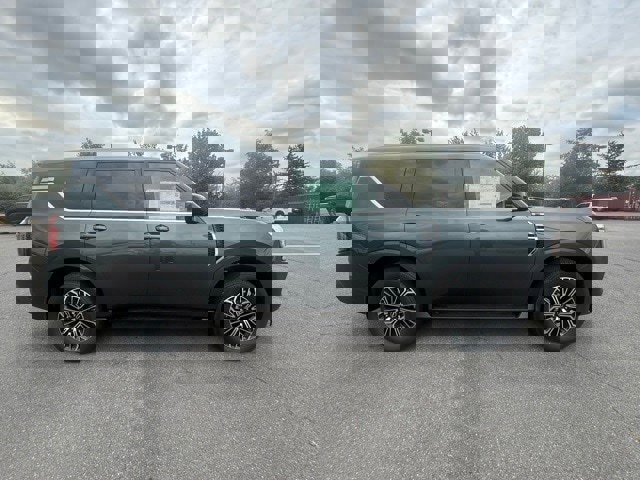 New 2026 Nissan Armada SL w/ Convenience Package image 4