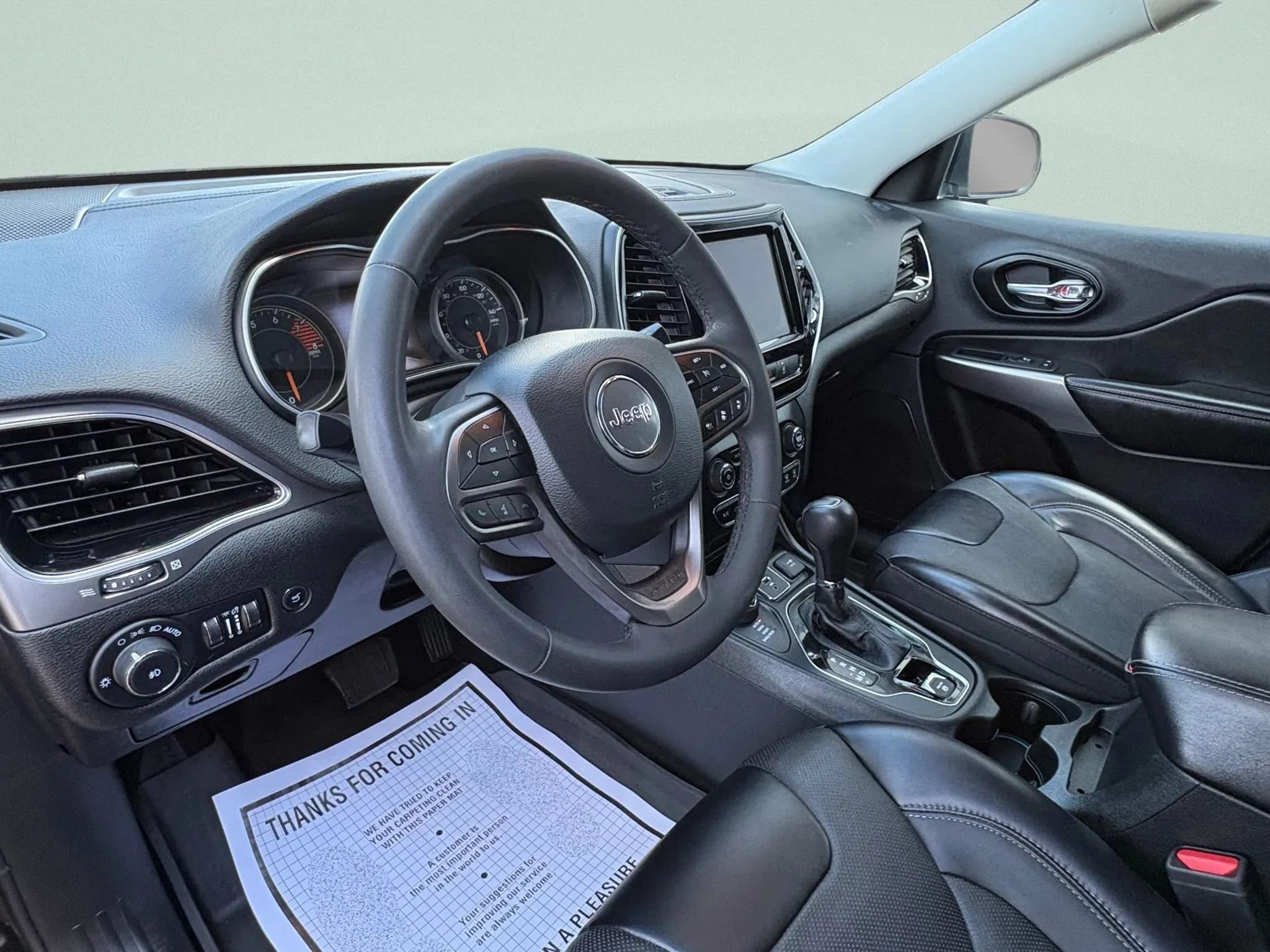 Used 2022 Jeep Cherokee Limited w/ Elite Package AWD/4WD image 29