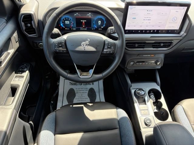 Used 2025 Ford Bronco Sport Outer Banks AWD/4WD image 13
