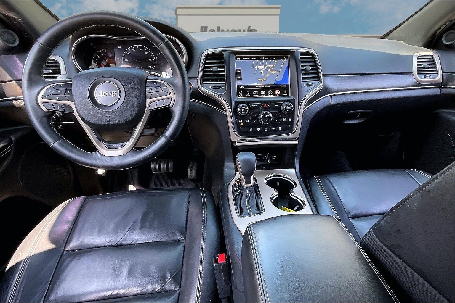 Used 2017 Jeep Grand Cherokee Limited image 15