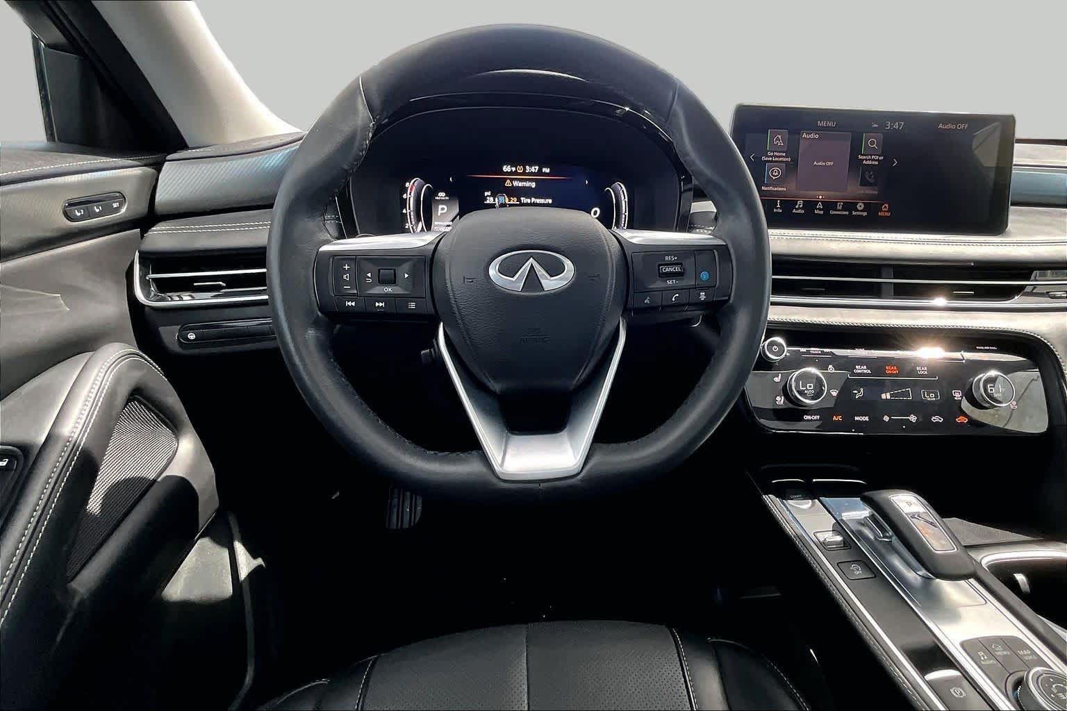 Used 2022 INFINITI QX60 Luxe w/ Cargo Package FWD image 6