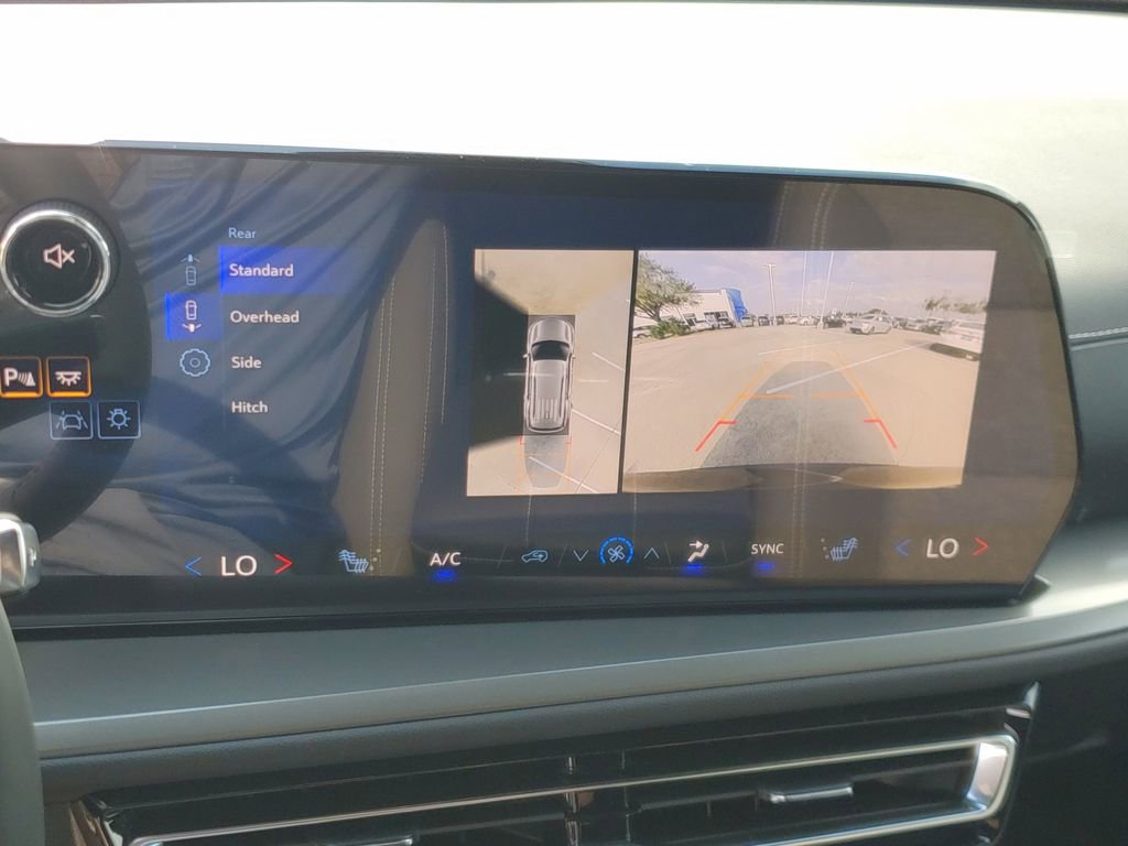 New 2026 Chevrolet Traverse LT w/ Driver Confidence Package image 26