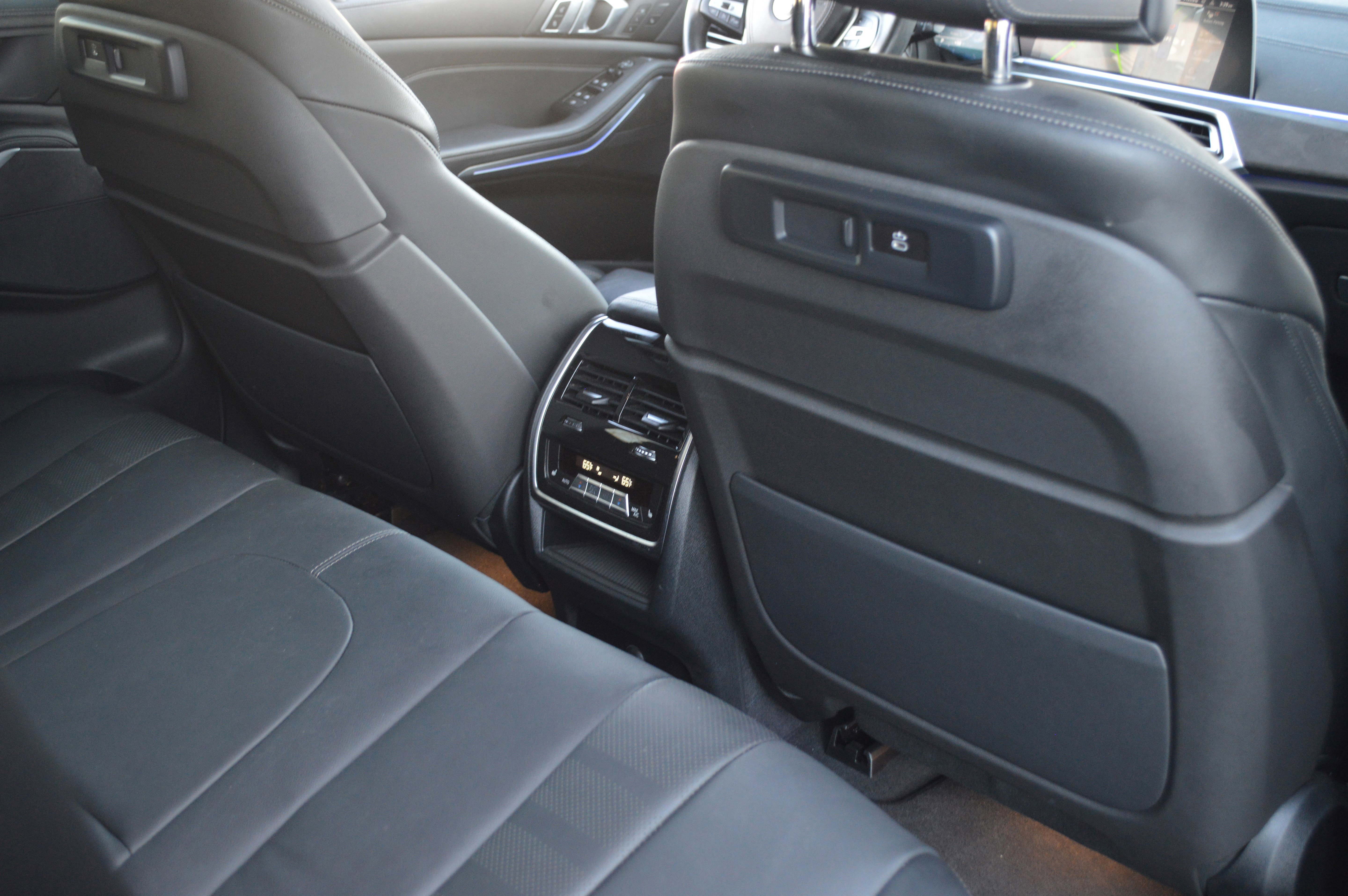 Used 2022 BMW X5 xDrive40i w/ Premium Package image 32