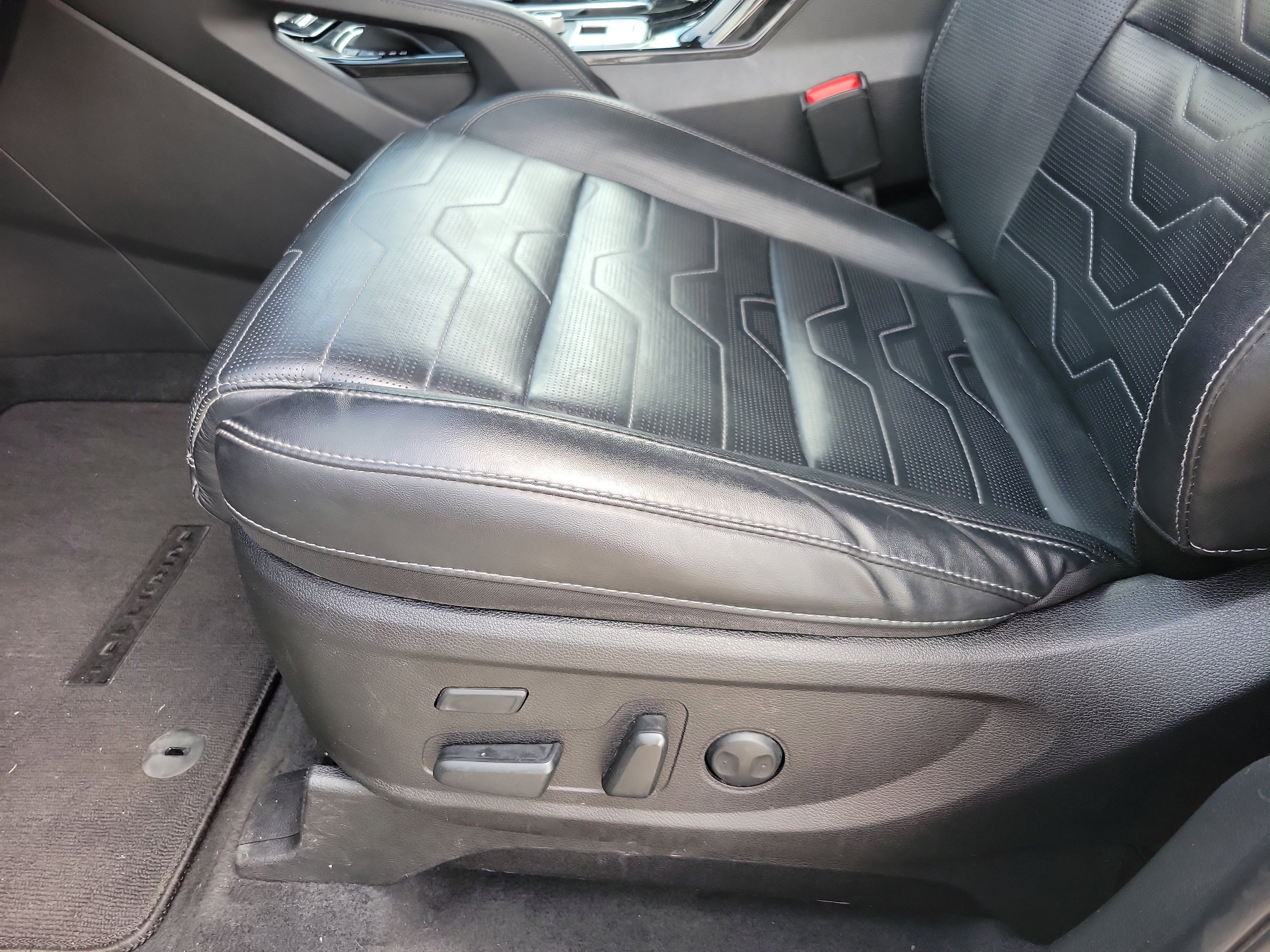 Used 2022 Kia Telluride SX w/ SX Prestige Package AWD/4WD image 5