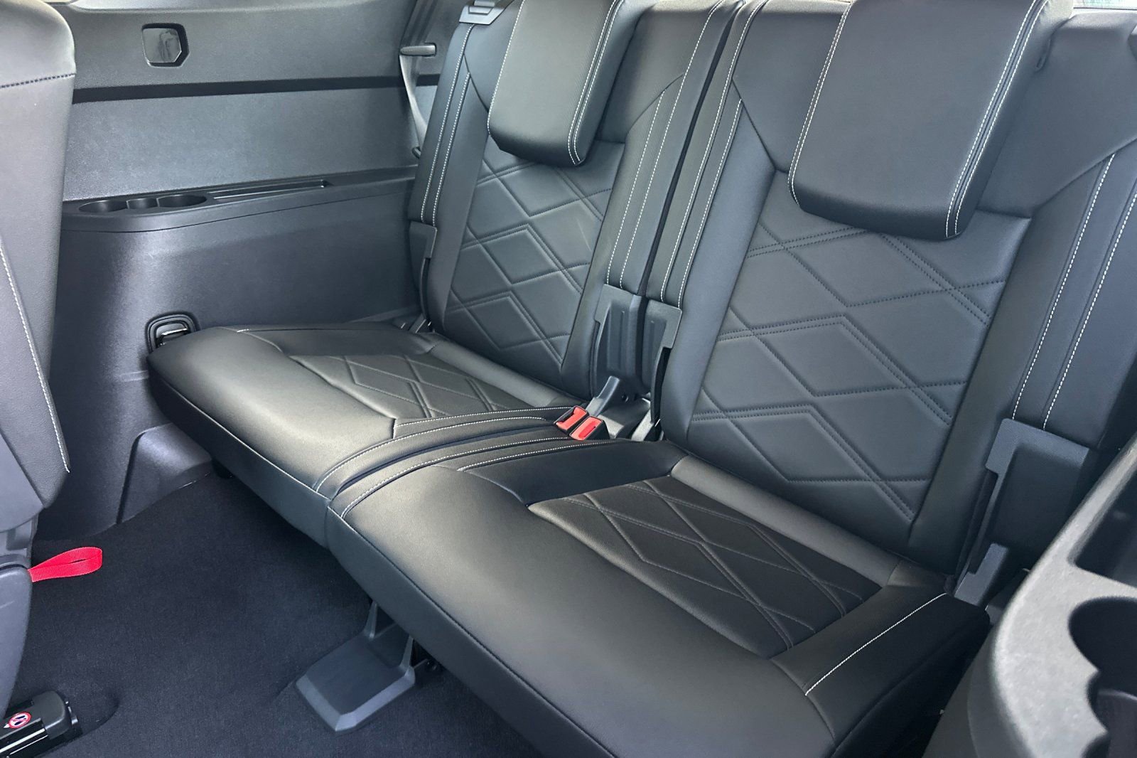 New 2026 Volkswagen Atlas SE image 13