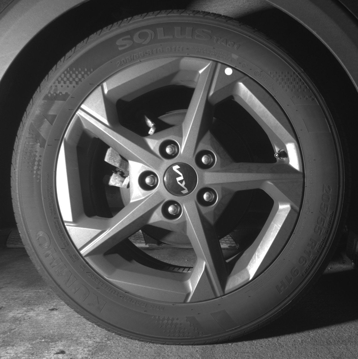 Used 2025 Kia K4 LXS image 15