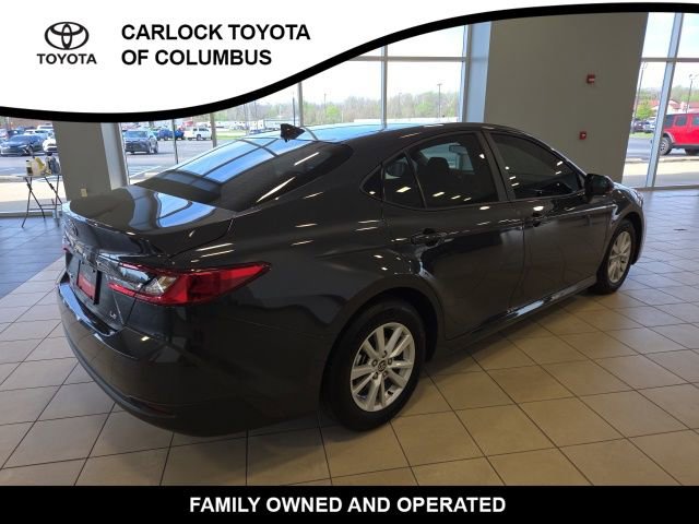 Used 2026 Toyota Camry LE FWD image 7