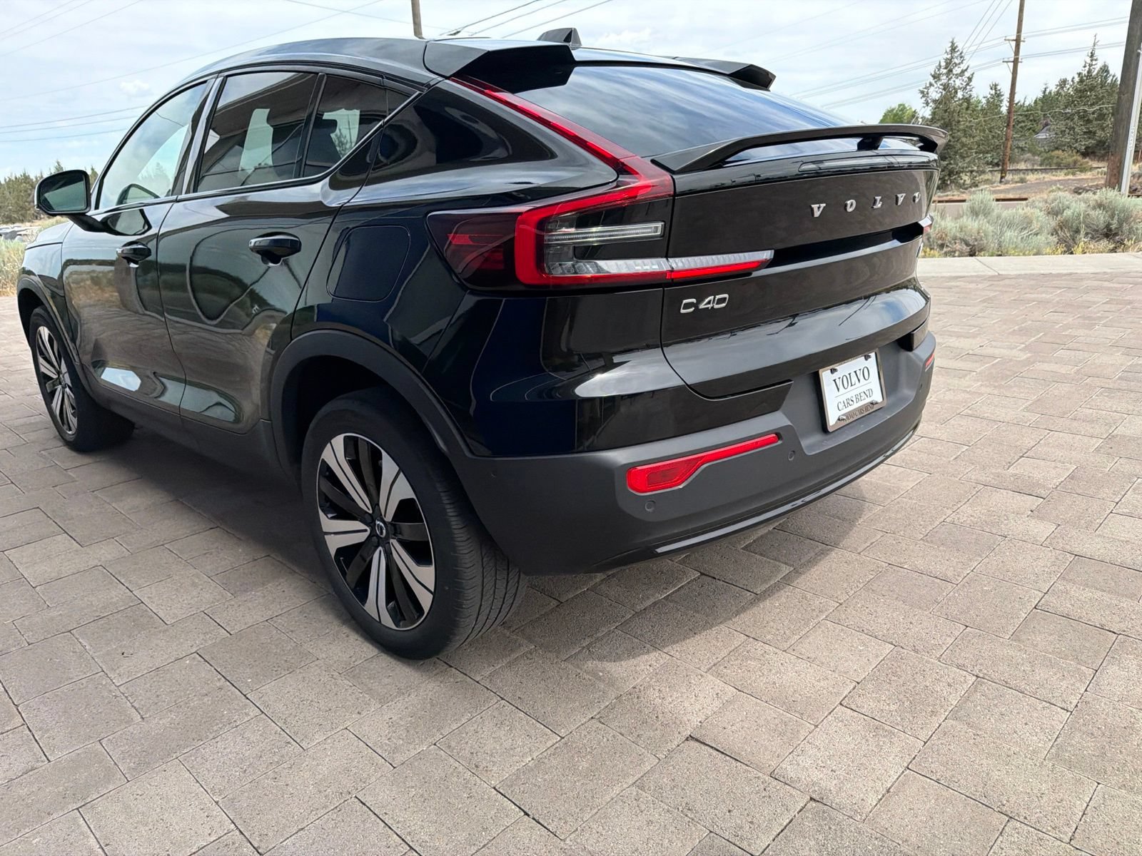 Used 2023 Volvo C40 P8 Recharge Plus AWD/4WD image 5
