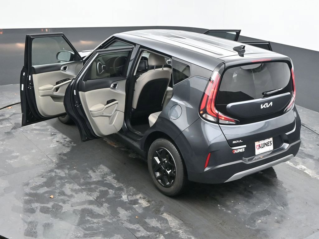 Used 2025 Kia Soul LX w/ LX Technology Package image 82