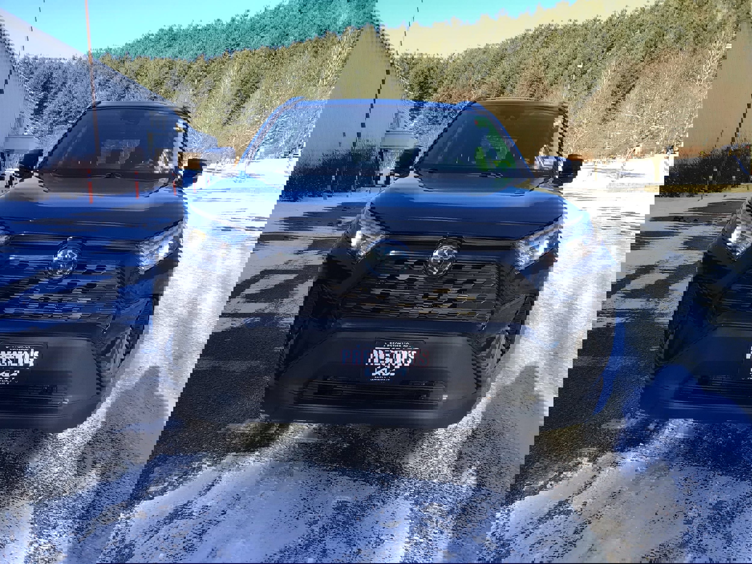 Used 2023 Toyota RAV4 XLE image 3