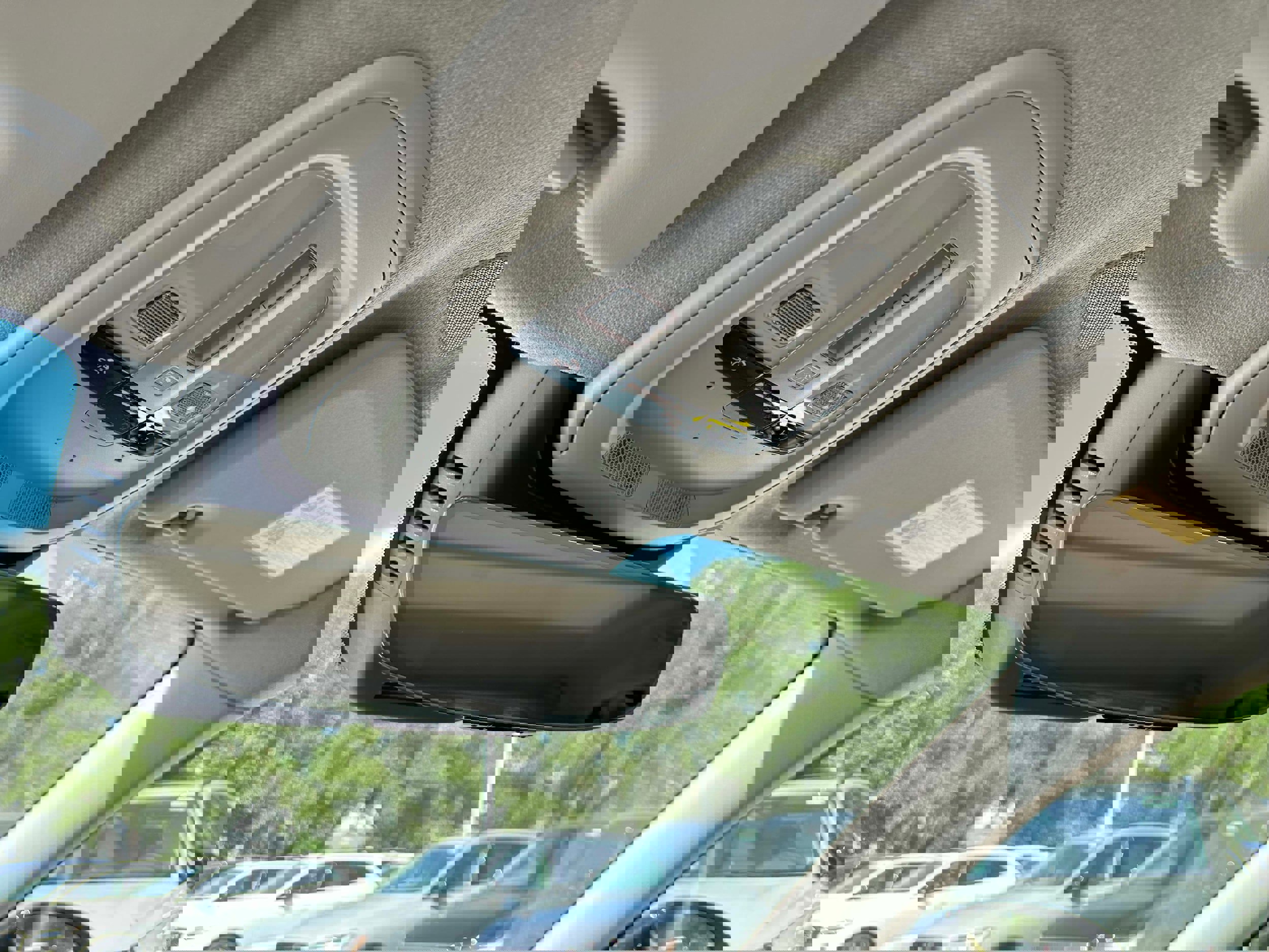 New 2026 Volvo XC40 B5 Plus w/ Protection Package Premier image 21