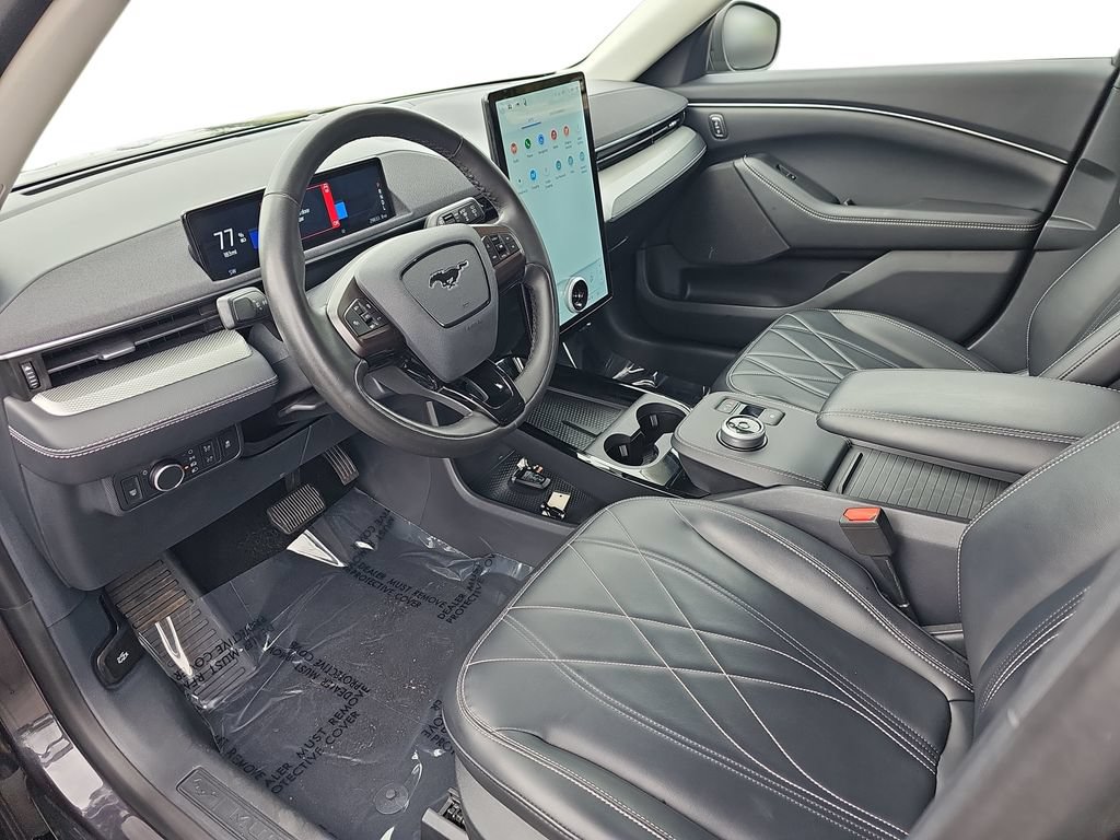Used 2022 Ford Mustang Mach-E Select RWD image 16
