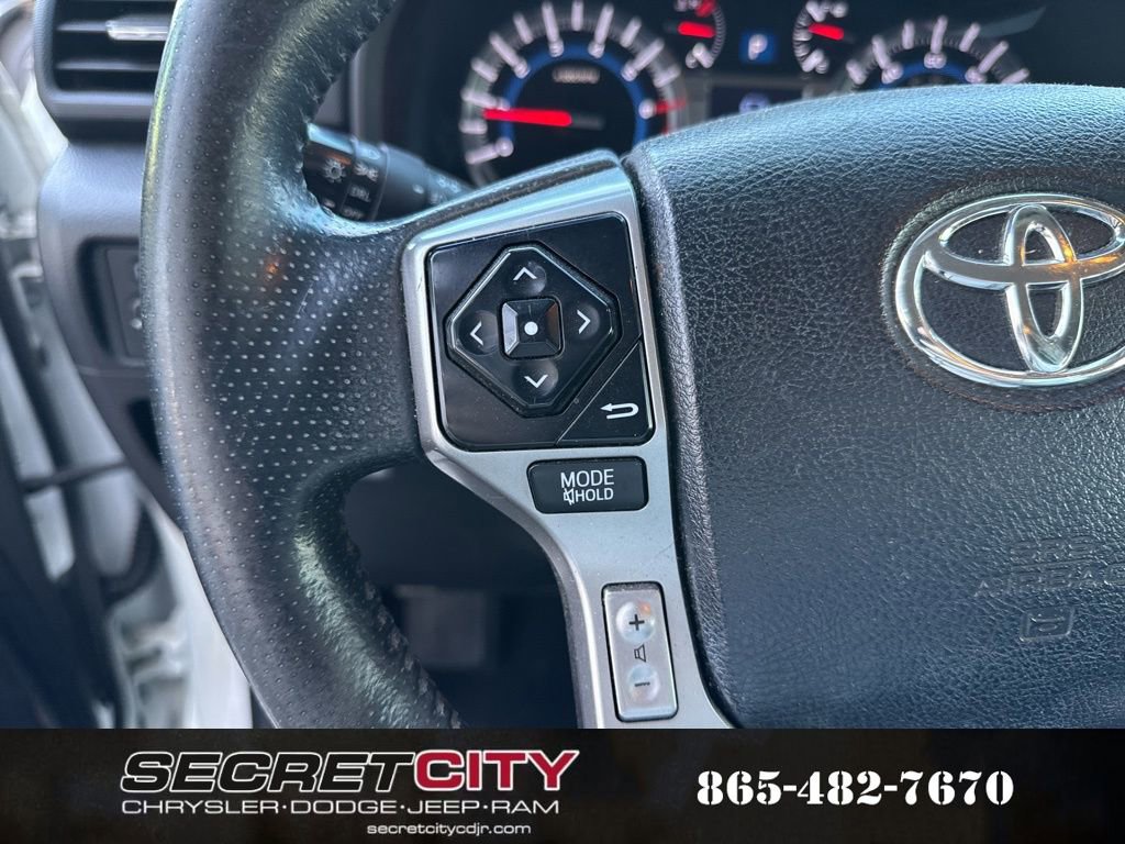 Used 2018 Toyota 4Runner SR5 image 33