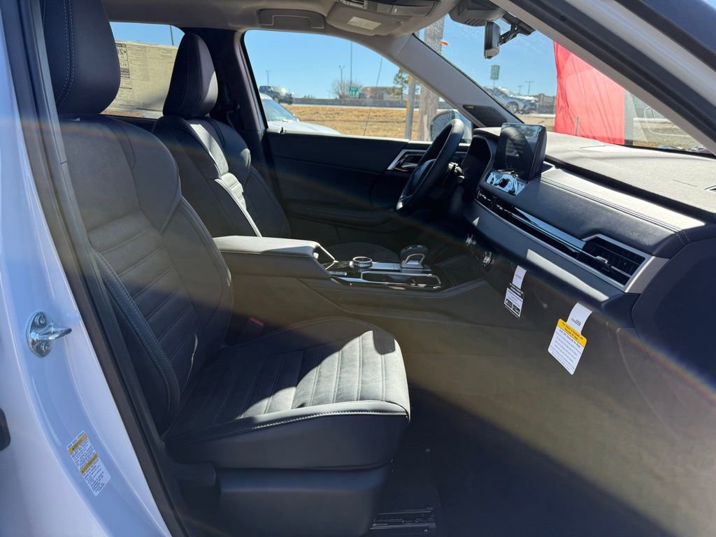New 2026 Mitsubishi Outlander SE image 19