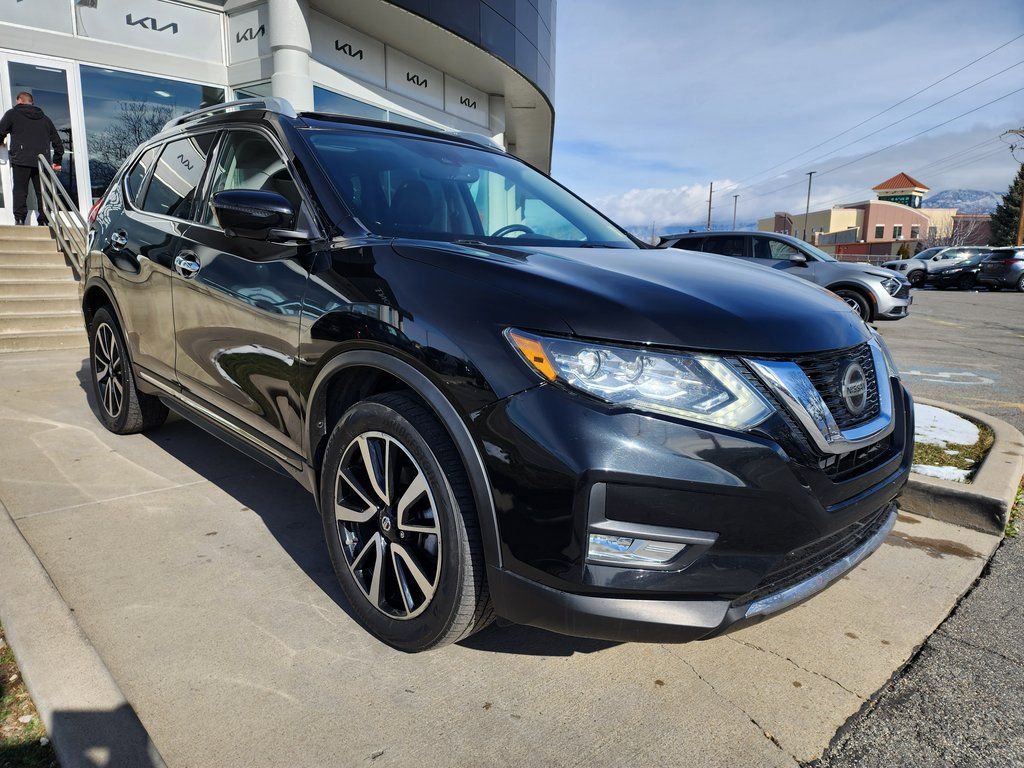 Used 2020 Nissan Rogue SL image 3