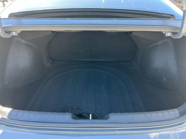 Used 2025 Hyundai Elantra SE image 31