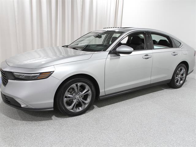Used 2024 Honda Accord EX image 3