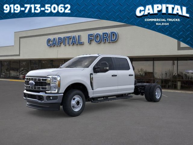 New 2026 Ford F350 XL w/ XL Chrome Package image 1