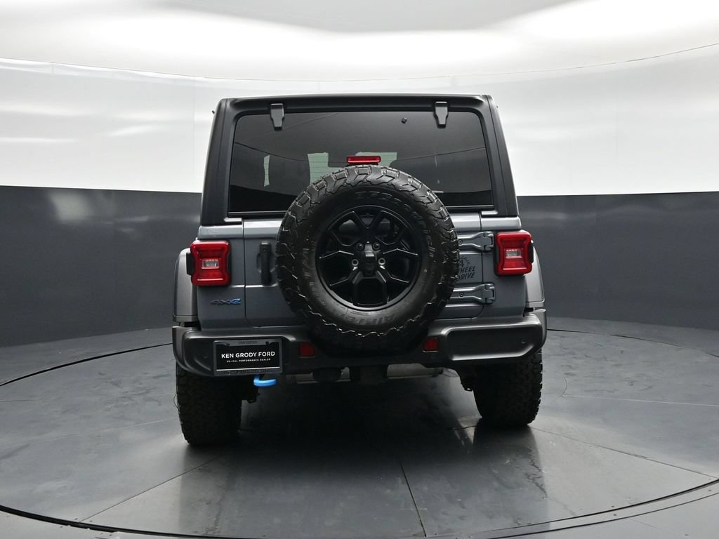 Used 2024 Jeep Wrangler Unlimited AWD/4WD image 27