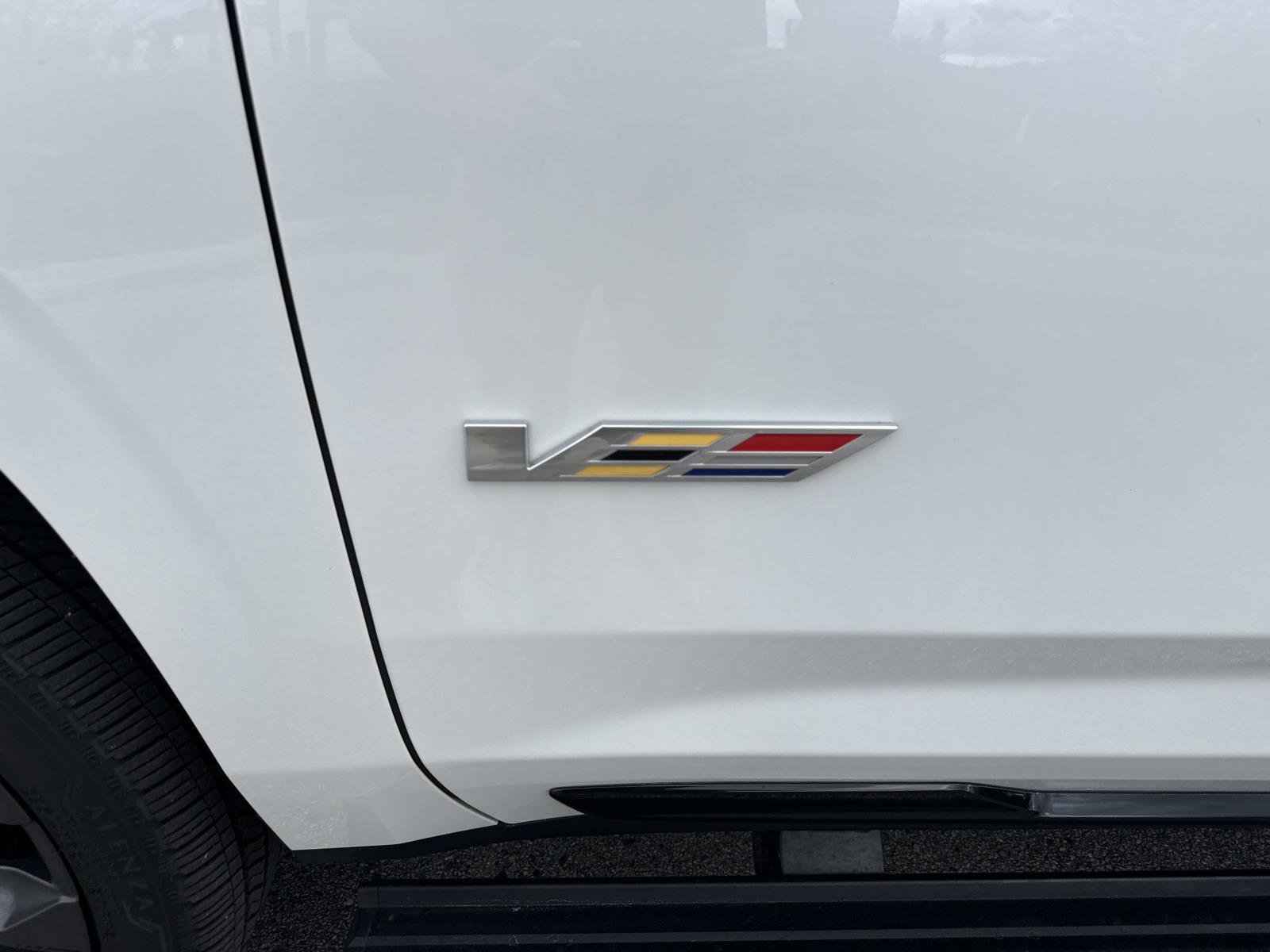 Used 2025 Cadillac Escalade V image 36