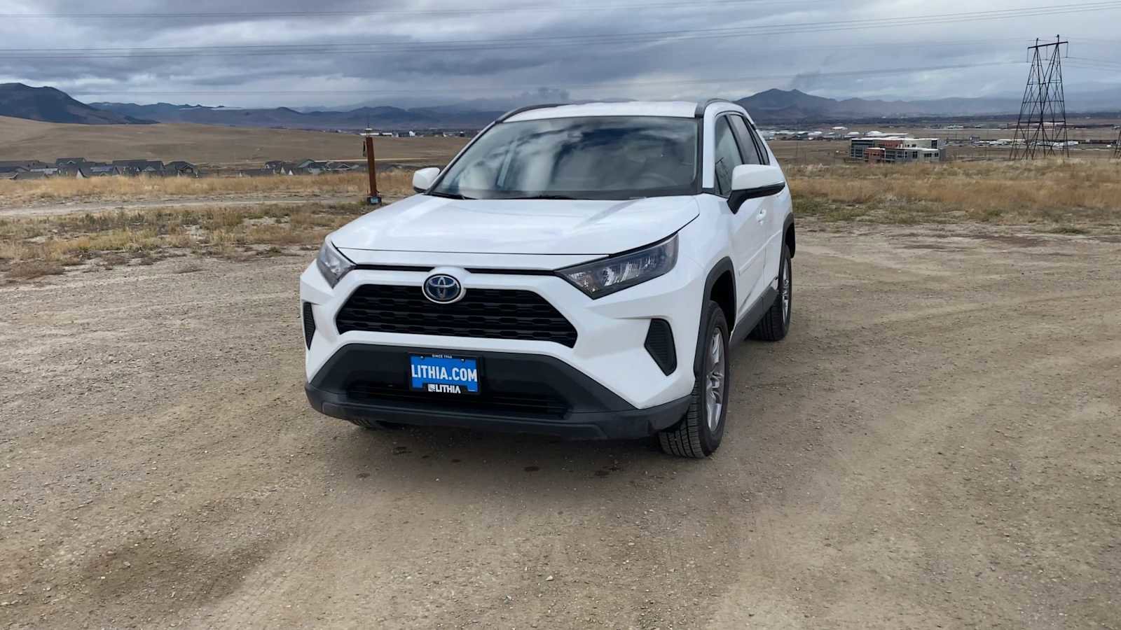 Used 2022 Toyota RAV4 LE image 4