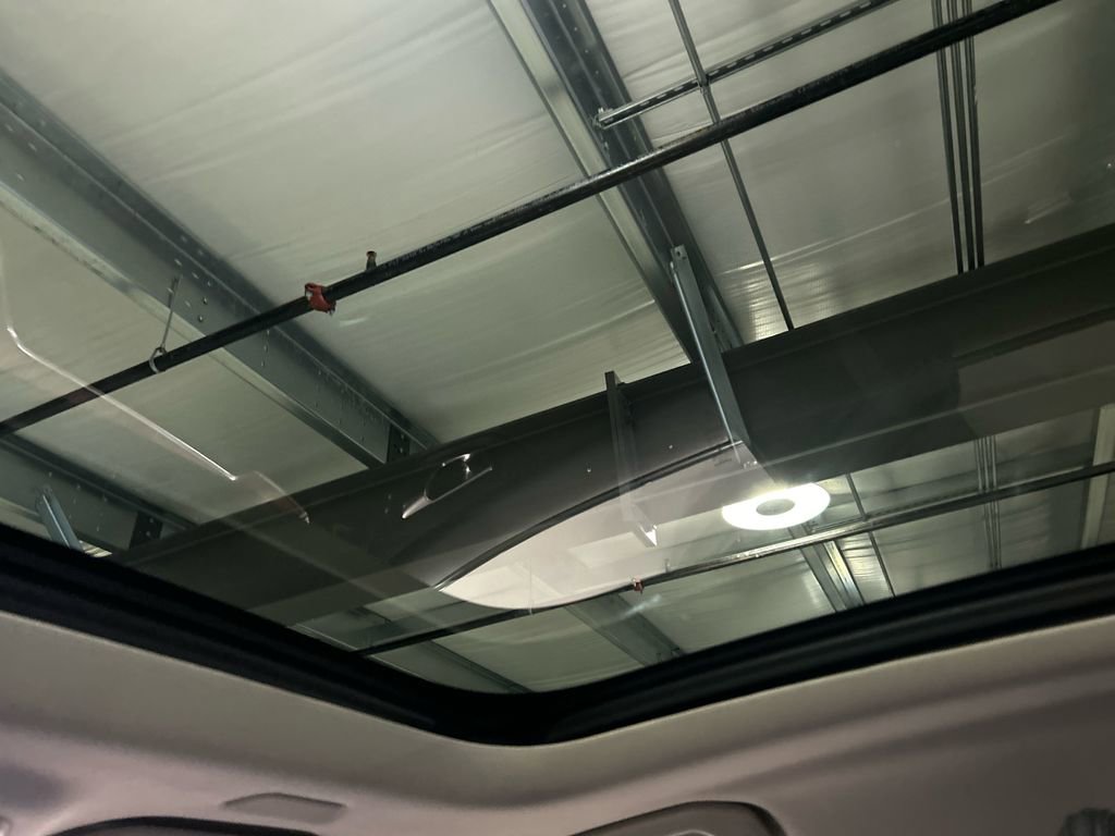 Certified 2024 Volvo V60 B5 Cross Country Plus w/ Protection Package Premier image 25