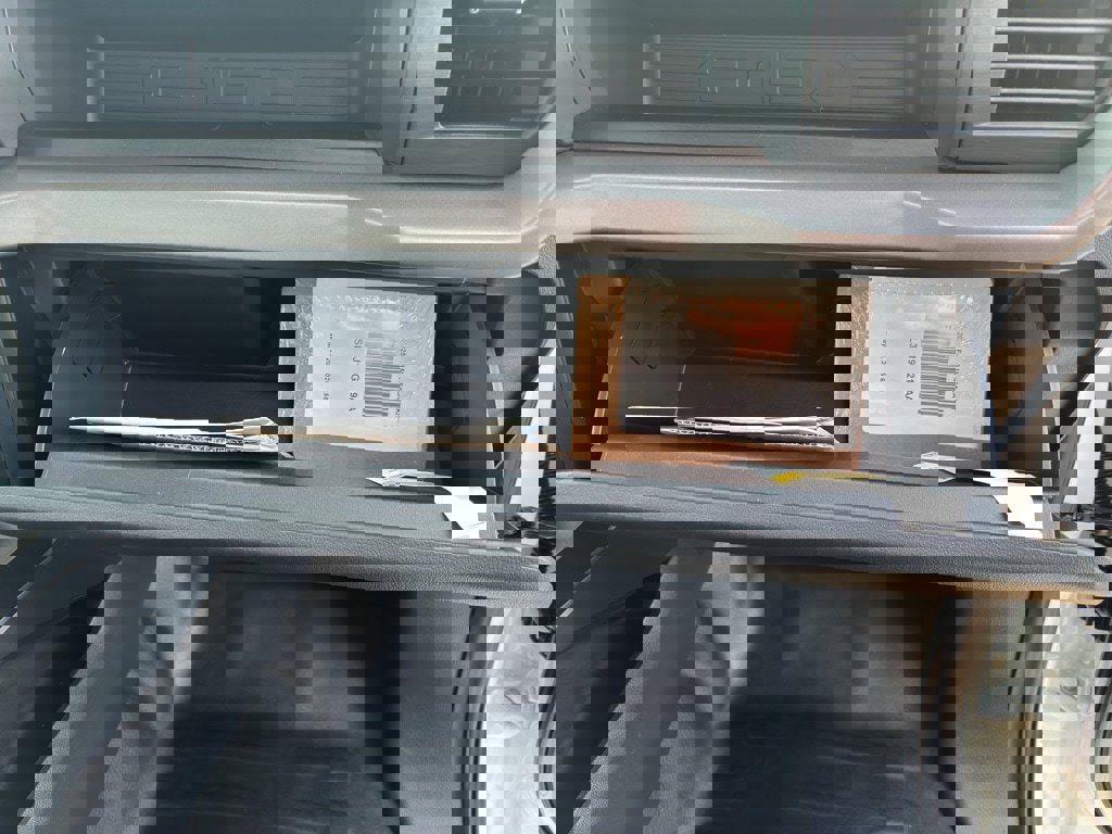 New 2025 Ford F150 XL w/ Equipment Group 104A Hybrid image 32