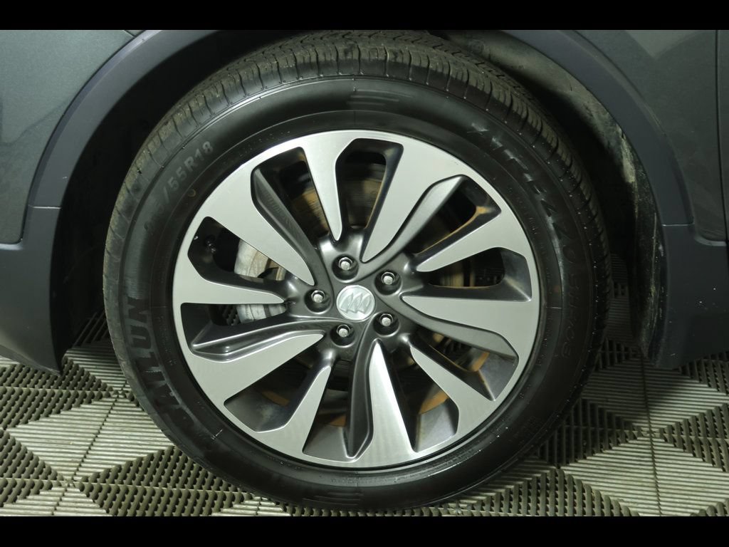 Used 2018 Buick Encore Essence FWD image 17