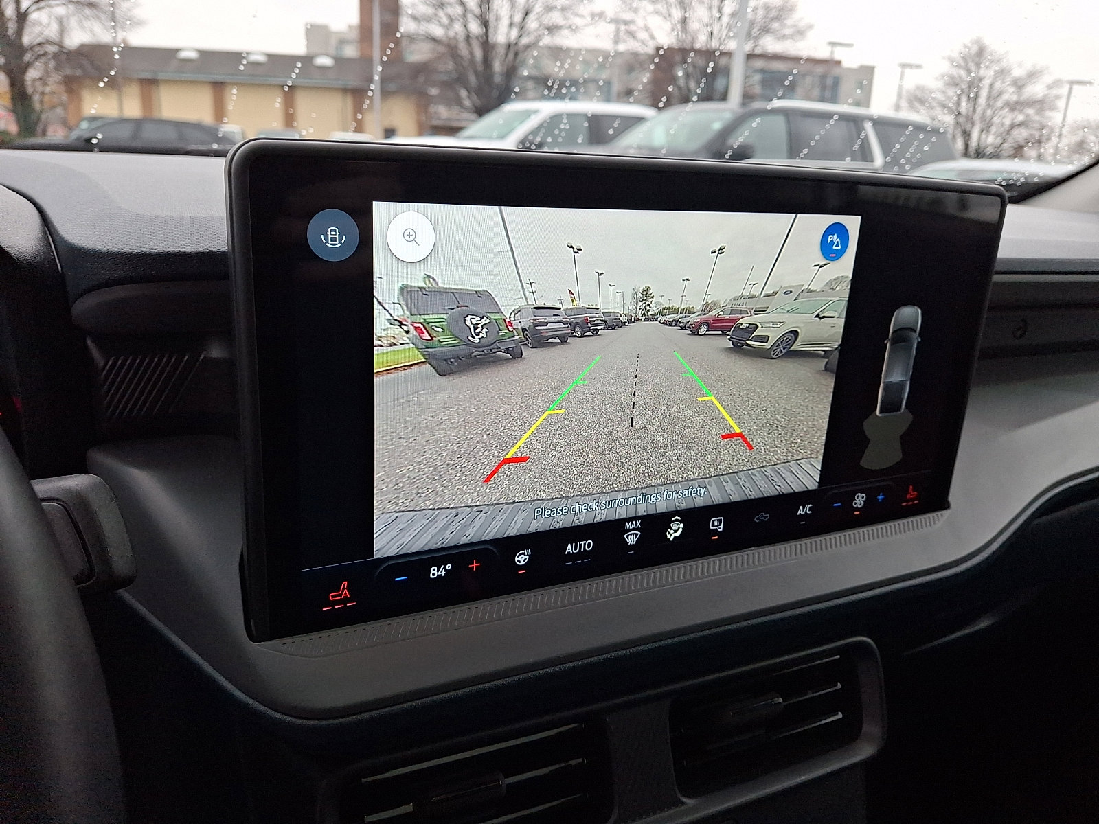 Certified 2025 Ford Maverick XLT w/ XLT Luxury Package image 24