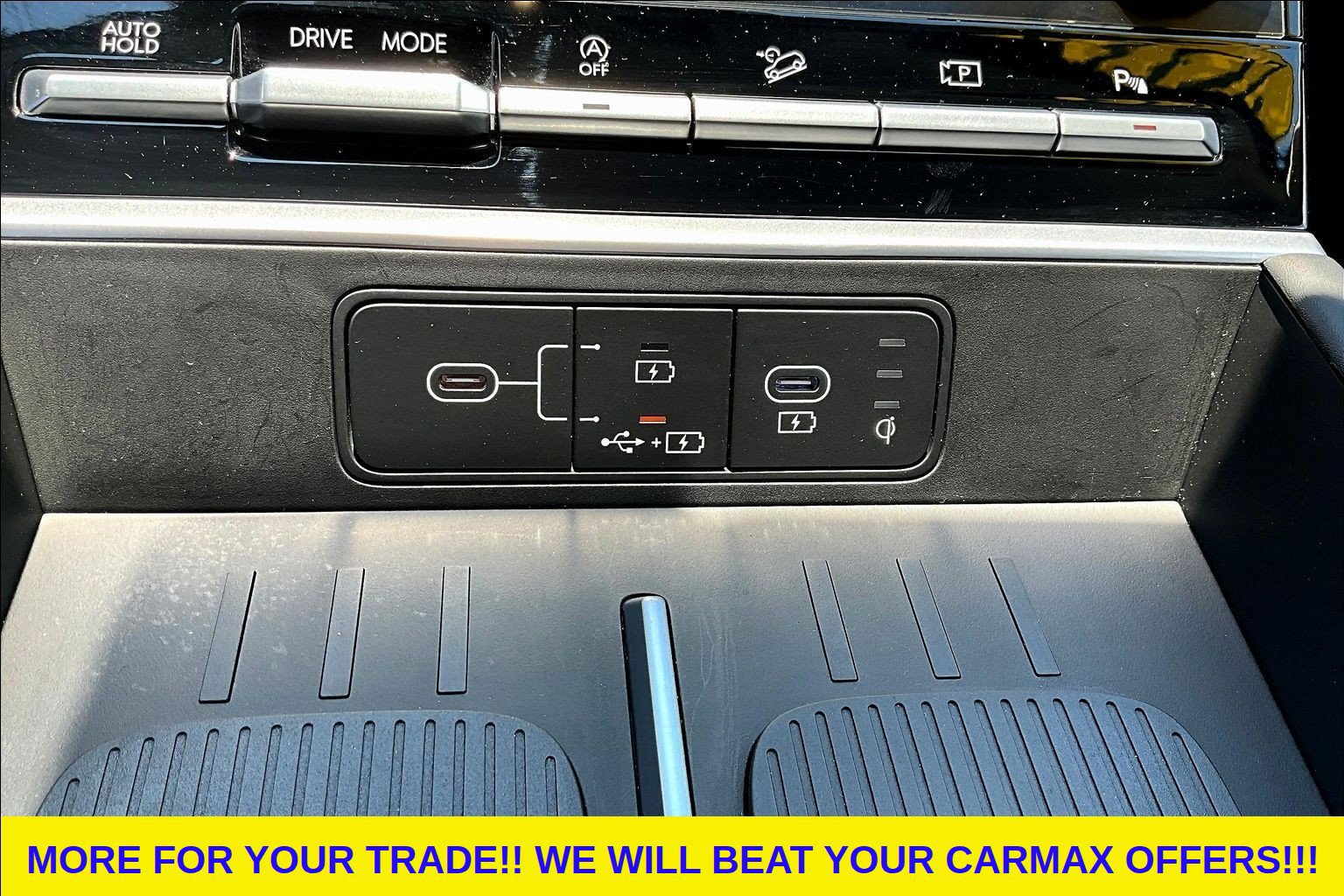 Used 2025 Hyundai Santa Fe SEL FWD image 19